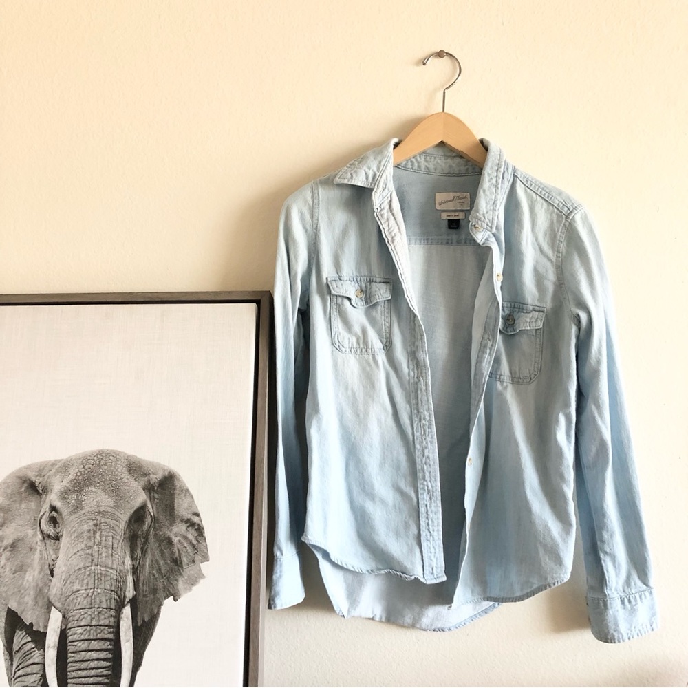 Universal Thread | blue denim blouse